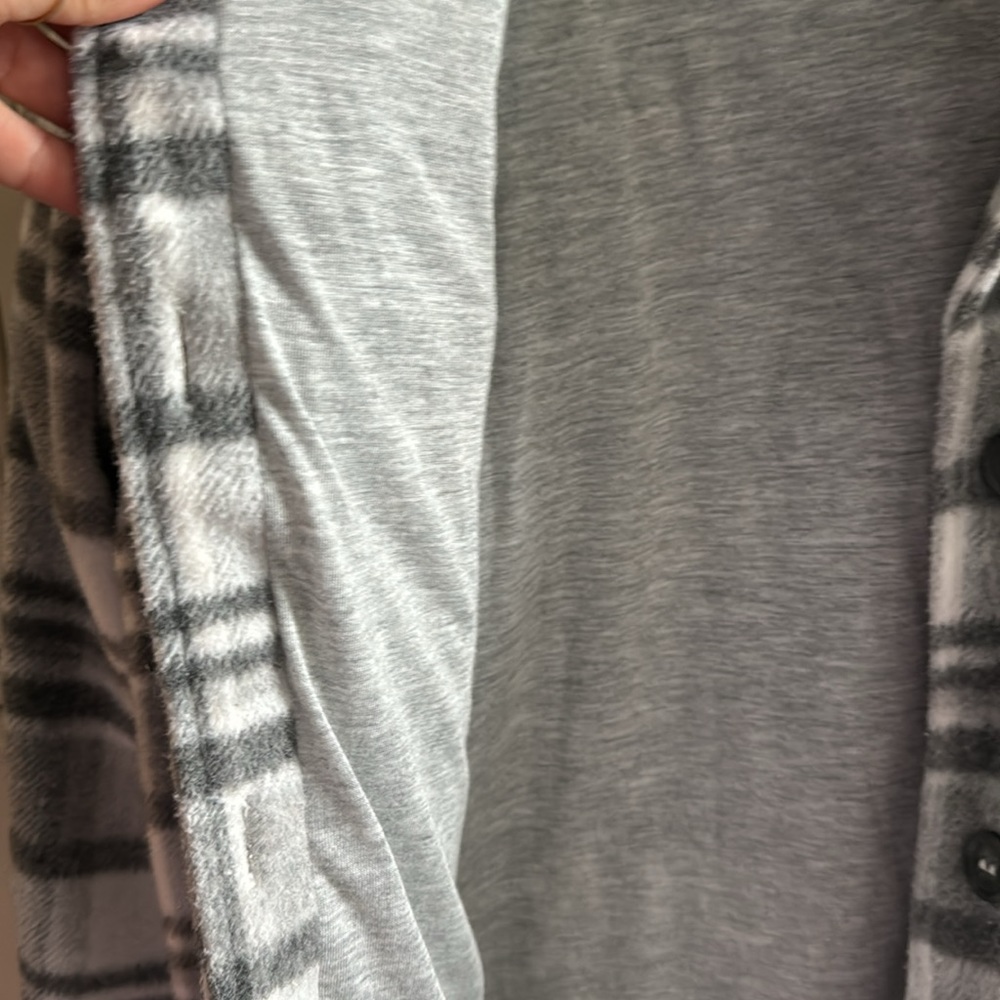 Thread & supply Shacket - Picture 4 of 4